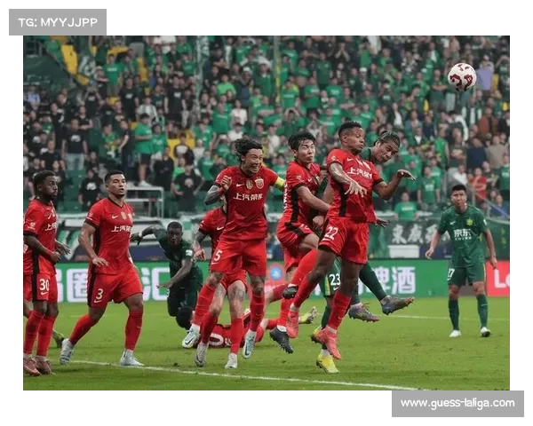 蓉城连续两年稳居联赛前列 持续争夺冠军荣耀 蓉城连续两年稳居联赛前列 持续争夺冠军荣耀